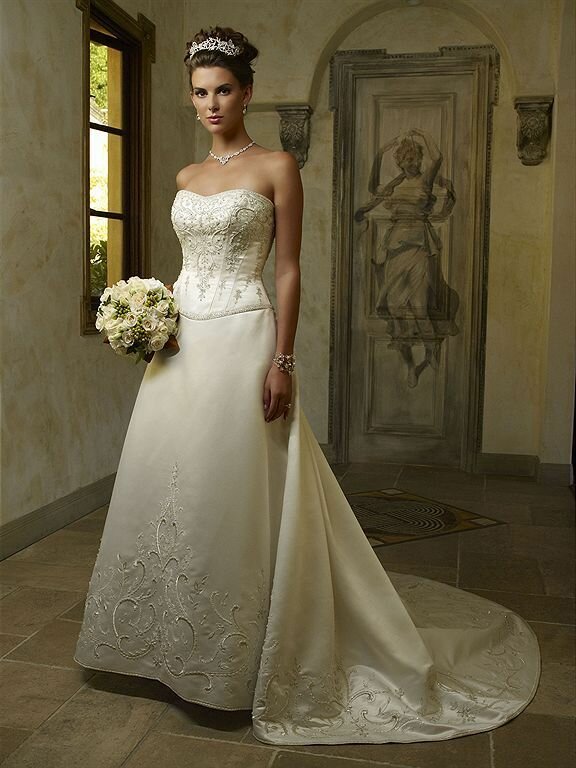 Casablanca Bridal Gown Ciderella - Second Hand Wedding Dresses